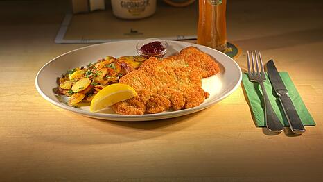 Der Giesinger Br&auml;u gibt die Mehrwertsteuer-Senkung an seine G&auml;ste weiter und senkt im Br&auml;ust&uuml;berl die Preise f&uuml;r einige Wirtshaus-Klassiker wie das Wiener Schnitzel.