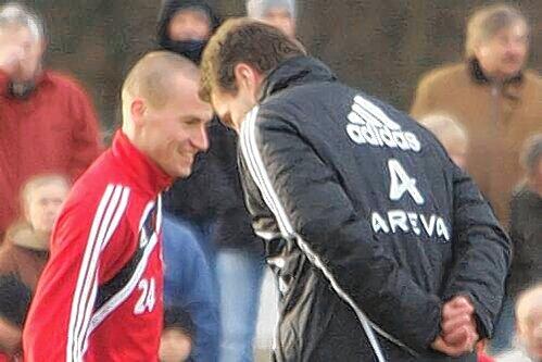 Zwei, die sich viel  zu sagen hatten: Leistungsträger Peer Kluge (links) und Club-Trainer DieterHecking.