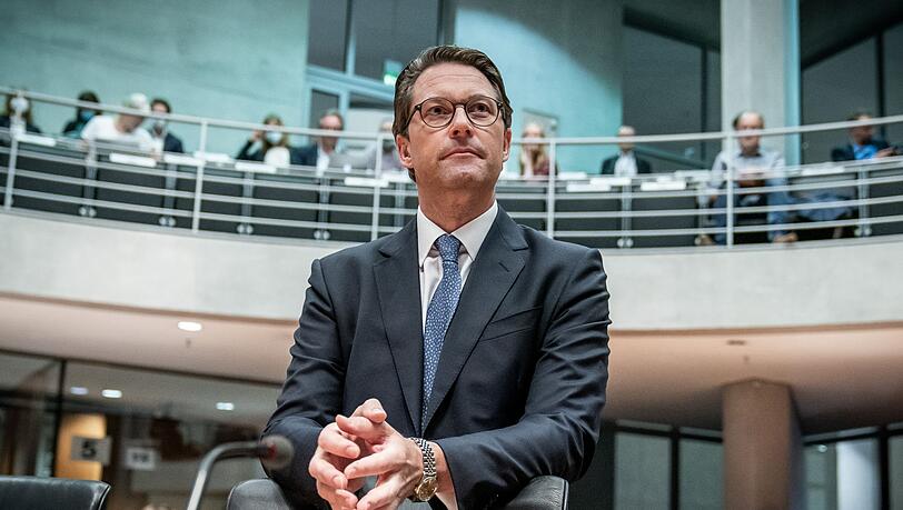 Vor dem Landgericht Berlin beginnt der Prozess gegen den ehemaligen Bundesverkehrsminister Andreas Scheuer. (Archivbild) Vor dem Landgericht Berlin beginnt der Prozess gegen den ehemaligen Bundesverkehrsminister Andreas Scheuer. (Archivbild)