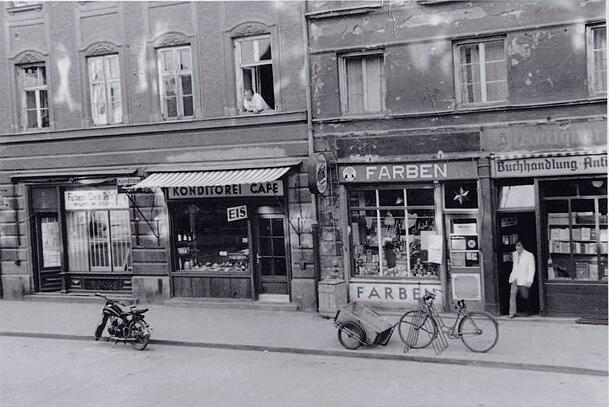 Simon Schneller führte das Geschäft in der dritten Generation, das Café gab es seit 1884.