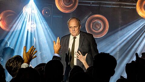 "Tatort: Murot und das Paradies": Felix Murot (Ulrich Tukur) in der Unterwelt.