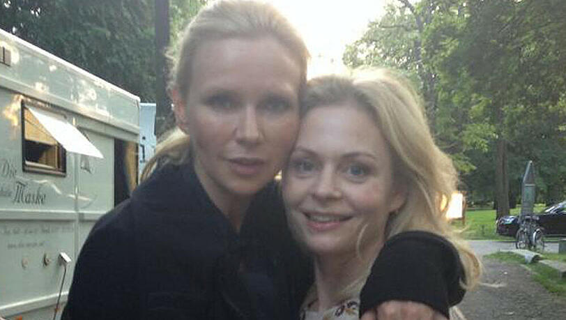 Veronica Ferres und Susanna Simon scheinen sich bestens zu verstehen Veronica Ferres und Susanna Simon scheinen sich bestens zu verstehen