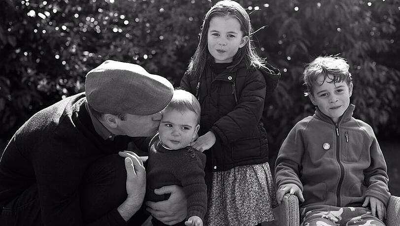 Prinz William und seine Kinder: So harmonisch zeigt sich die junge Familie zu Weihnachten Prinz William und seine Kinder: So harmonisch zeigt sich die junge Familie zu Weihnachten