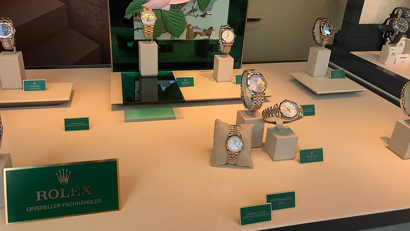 Huch, volle Schaufenster bei Rolex? Der Schein trügt (wie hier bei Wempe).