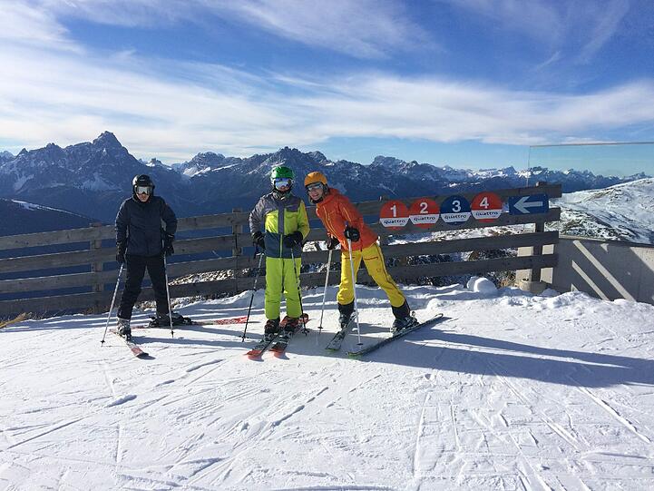 Einfache Orientierung und gute Beschilderung machen das Skigebiet familientauglich.