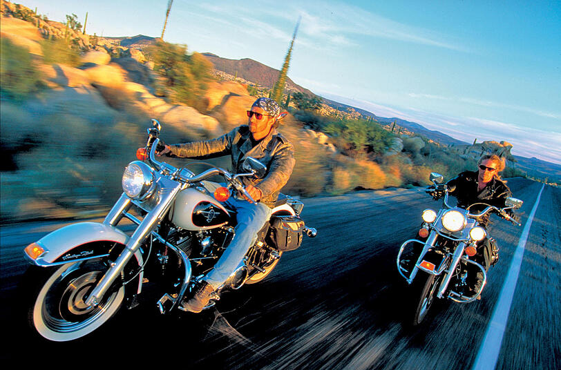 Kribbelndes Easy-Rider-Feeling kommt bei der Fahrt mit einer Harley automatisch auf.