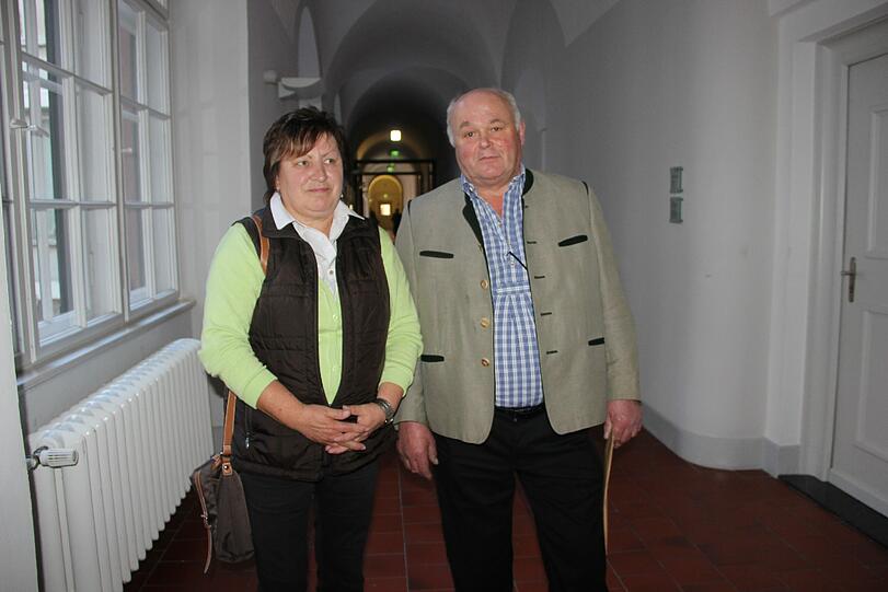 Verklagte den Freistaat: Hubert S. kam mit seiner Frau Heidi ins Oberlandesgericht.