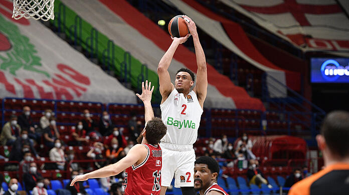 Vergibt im letzten Angriff den möglichen Sieg der Bayern: Wade Baldwin (rechts).