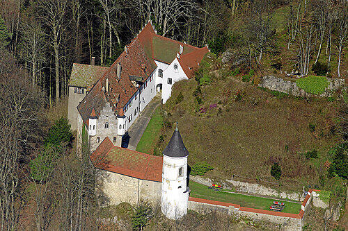 Für zwei Millionen Euro gehört Schloss Neidstein bei Etzelwang dem Hollywood-Star.