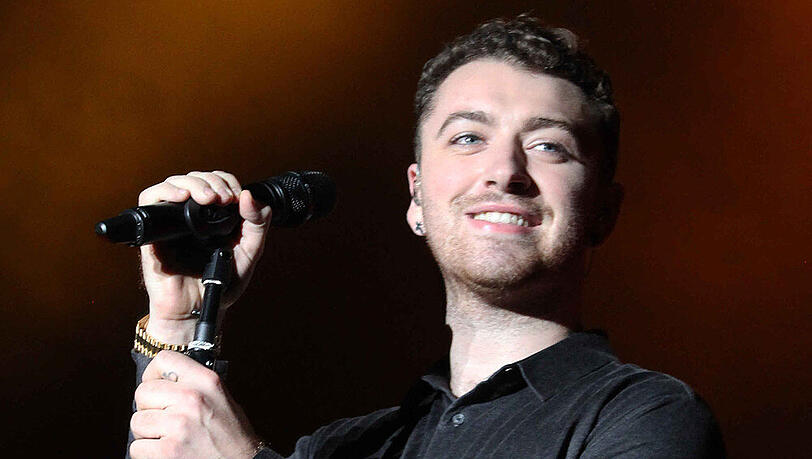 Sam Smith, hier bei einem Auftritt in Atlanta, bringt eine spezielle neue Version seines Debütalbums heraus Sam Smith, hier bei einem Auftritt in Atlanta, bringt eine spezielle neue Version seines Debütalbums heraus