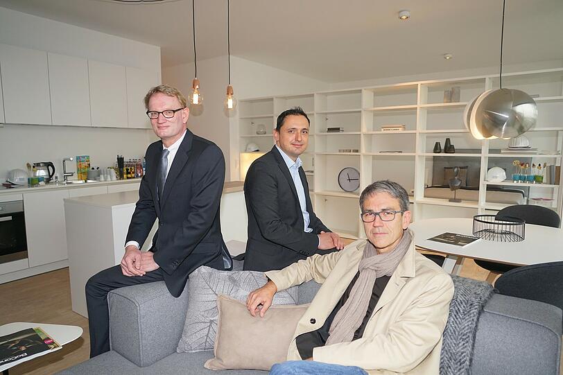 Roderick Rauert (LBBW Immobilien Capital), Jürgen Schorn (Bauwerk Capital) und Ludwig Wappner (Allmann Sattler Wappner Architekten, v. l.).