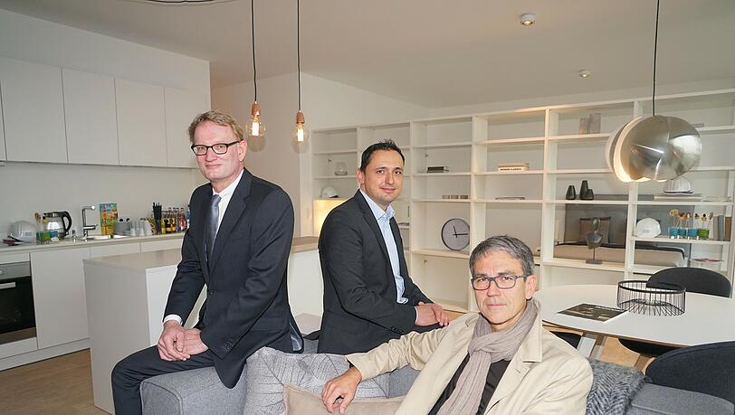 Roderick Rauert (LBBW Immobilien Capital), Jürgen Schorn (Bauwerk Capital) und Ludwig Wappner (Allmann Sattler Wappner Architekten, v. l.). Roderick Rauert (LBBW Immobilien Capital), Jürgen Schorn (Bauwerk Capital) und Ludwig Wappner (Allmann Sattler Wappner Architekten, v. l.).