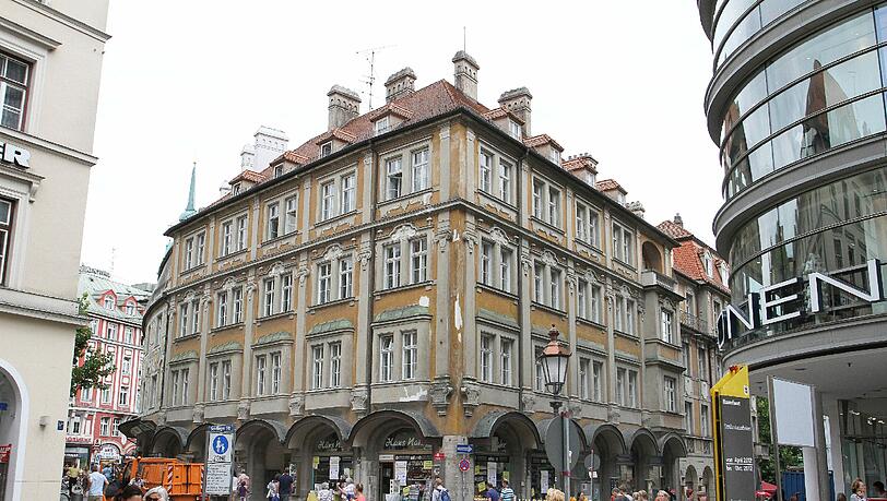 Tatort Rindermarkt? Hier sollen am 10.07 zwei Iraner drei Frauen sexuell belästigt haben. (Archivbild) Tatort Rindermarkt? Hier sollen am 10.07 zwei Iraner drei Frauen sexuell belästigt haben. (Archivbild)