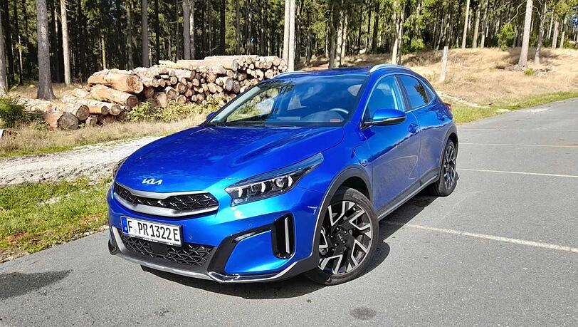 Der Plug-in.Hybrid zeigte sich auf der Testfahrt auf den Feldberg flott, aber sparsam. Der Plug-in.Hybrid zeigte sich auf der Testfahrt auf den Feldberg flott, aber sparsam.