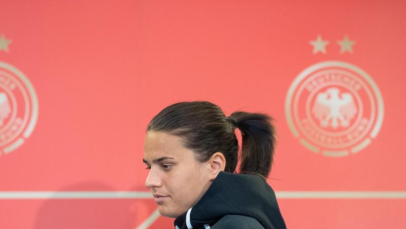 Das DFB-Team muss auf Dzsenifer Marozsan verzichten. Das DFB-Team muss auf Dzsenifer Marozsan verzichten.