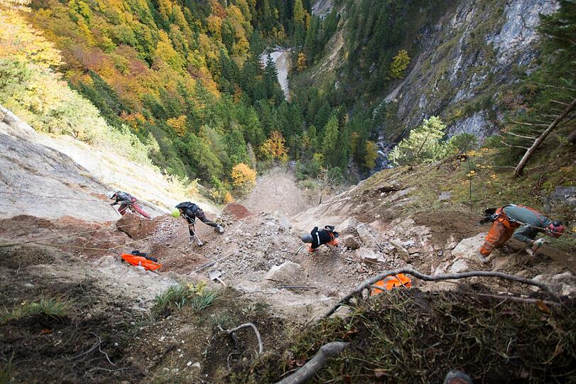 Die Sprengarbeiten rund um Neuschwanstein sind im vollen Gange.