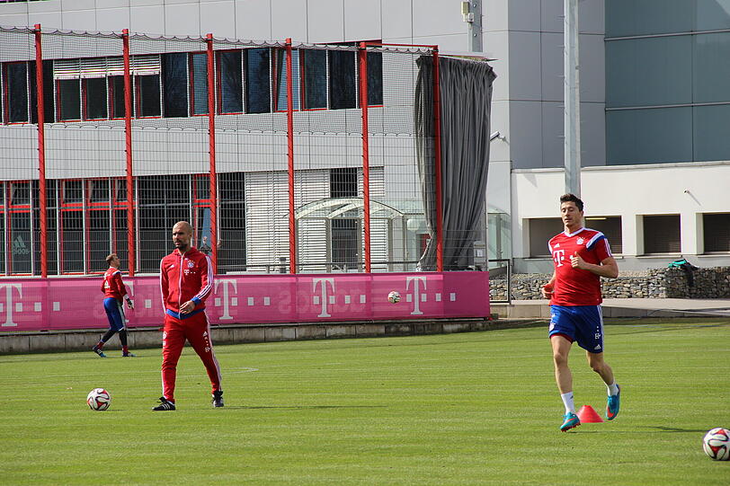 Am Dienstag gab's an der Säbener Straße ein öffentliche Trainingseinheit. Hier gibt's die Bilder!