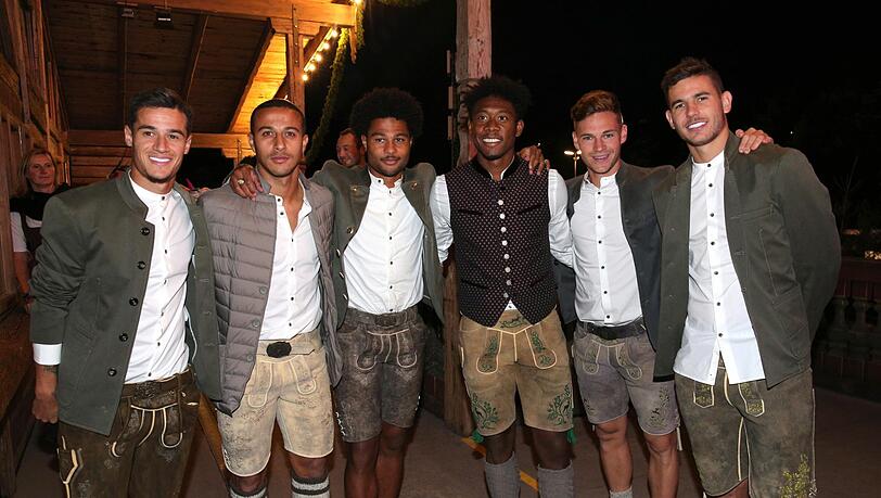 Philippe Coutinho, Thiago, Serge Gnabry, David Alaba, Joshua Kimmich und Lucas Hernández (v.l.). Philippe Coutinho, Thiago, Serge Gnabry, David Alaba, Joshua Kimmich und Lucas Hernández (v.l.).