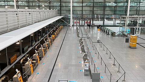 Am Flughafen München herrscht gähnende Leere.