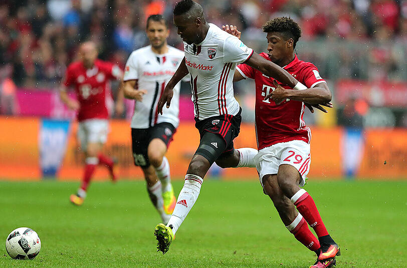 Kingsley Coman: Note 5. Dem Franzosen fehlt nach seiner Verletzungspause (letztes Pflichtspiel war das EM-Finale am 10. Juli) noch sichtbar die Power und daher das Durchsetzungsvermögen. Konnte kaum einen Zweikampf gewinnen und somit das Spiel schnell machen. Nach nur 12 Ballaktionen musste er zur Pause in der Kabine bleiben. Ein zu frühes Comeback?