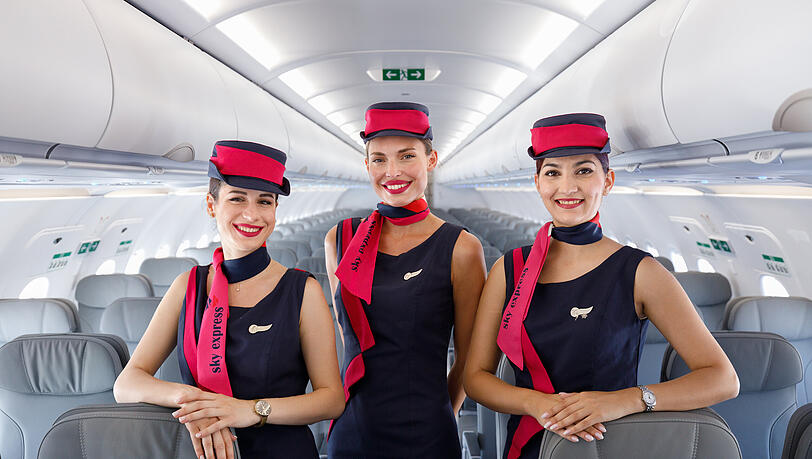 Die aufmerksame Crew an Bord lässt keine Wünsche offen. Die aufmerksame Crew an Bord lässt keine Wünsche offen.