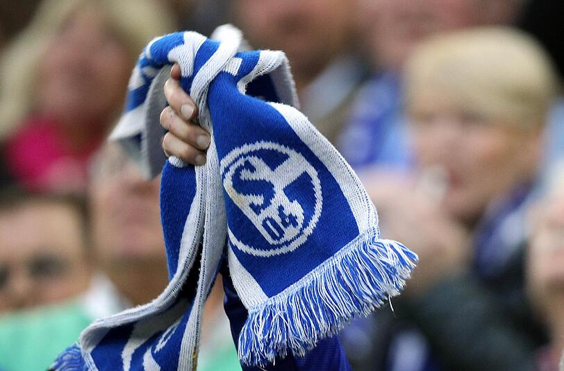 Böse Überraschung für einen Schalke-Fan.