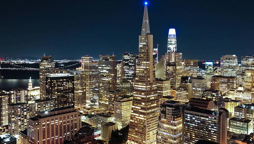 Vor fünf Jahren hat die Bayerische Versorgungskammer noch von einem "Immobiliencoup" geschrieben – damals hatte die Behörde in die Transamerica Pyramide, Wahrzeichen von San Francisco, investiert. Vor fünf Jahren hat die Bayerische Versorgungskammer noch von einem "Immobiliencoup" geschrieben – damals hatte die Behörde in die Transamerica Pyramide, Wahrzeichen von San Francisco, investiert.