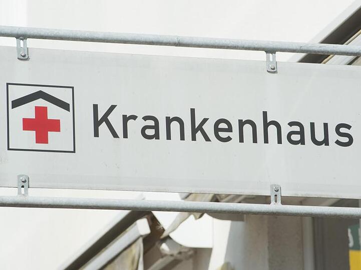 Mehr oder weniger Krankenhäuser? Ärzte und Politik streiten über Reformvorschläge.