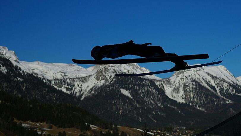 Andreas Wellinger holte mit dem Team bei der Skiflug-WM die Bronzemedaille.