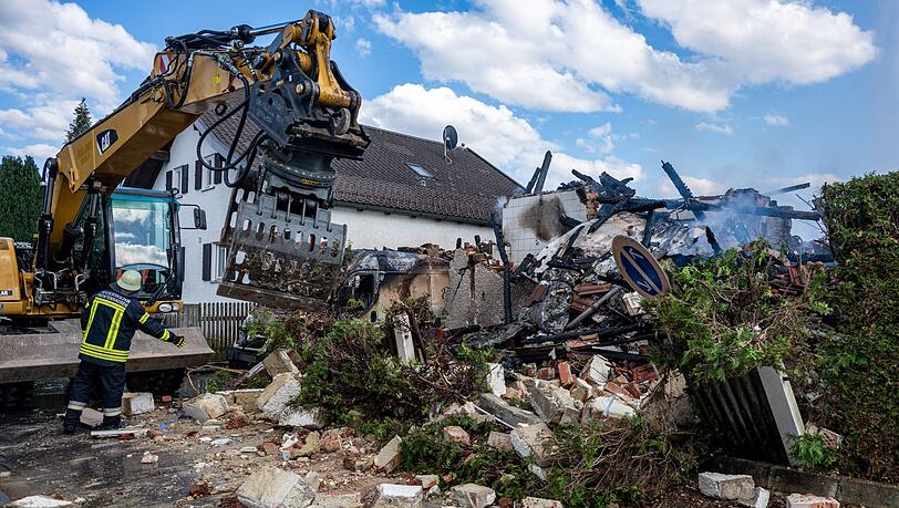 Von dem Haus sind nur noch Tr&uuml;mmer &uuml;brig.