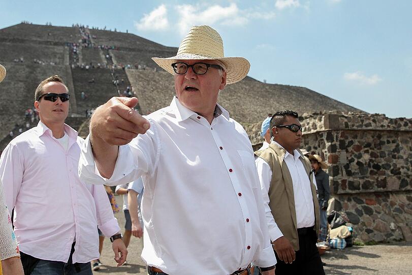 Flugmeilen hat Frank-Walter Steinmeier schon einige gesammelt. Hier besucht der 60-Jährige die Sonnenpyramide von Teotihuacán während seiner Mexiko-Reise am vergangenen Wochenende.