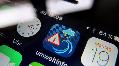 Die App "Umweltinfo" warnt künftig vor Umweltgefahren in Bayern.