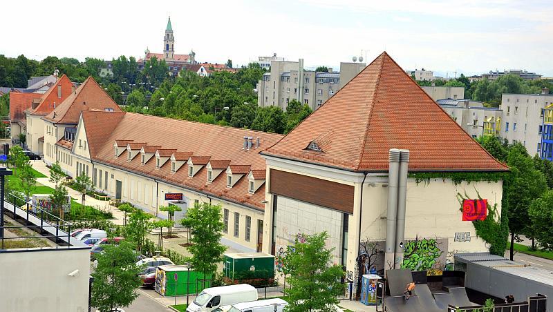 Die Gebäude des Feierwerk in der Hansastraße. Die Gebäude des Feierwerk in der Hansastraße.