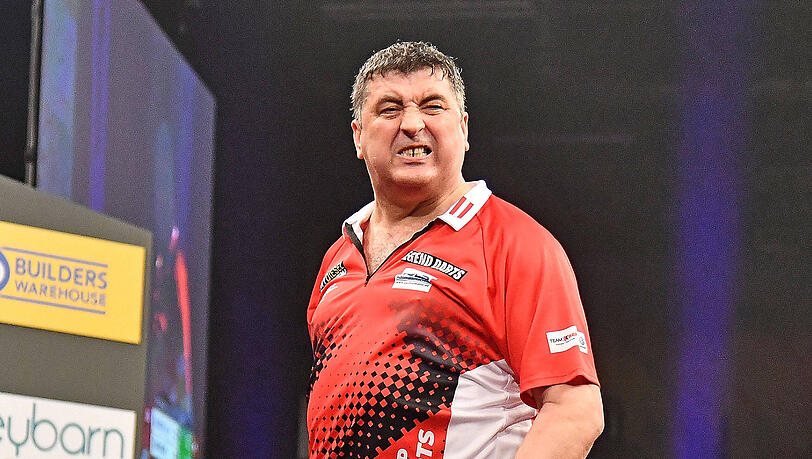 Mensur Suljovic gewann 2017 die Champions League of Darts. Mensur Suljovic gewann 2017 die Champions League of Darts.