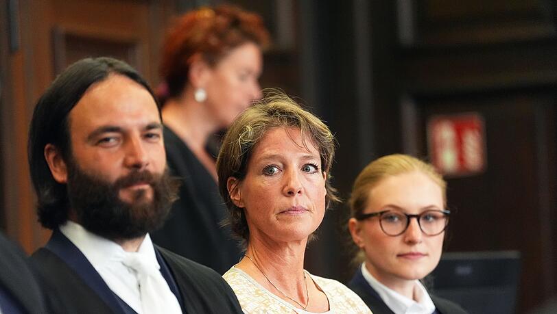 Christina Block will erst einmal von ihrem Schweigerecht Gebrauch machen.