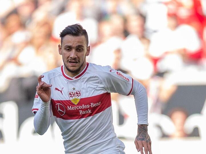 Stuttgarts Anastasios Donis in Aktion. Foto: Deniz Calagan/Archiv