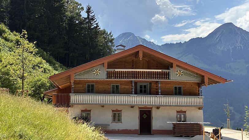 Traditionell und gerüstet für die Zukunft: So steht der Berggasthof Streichen nach der denkmalgerechten Sanierung da. Die Aufnahme stammt vom 21. Juni. Traditionell und gerüstet für die Zukunft: So steht der Berggasthof Streichen nach der denkmalgerechten Sanierung da. Die Aufnahme stammt vom 21. Juni.