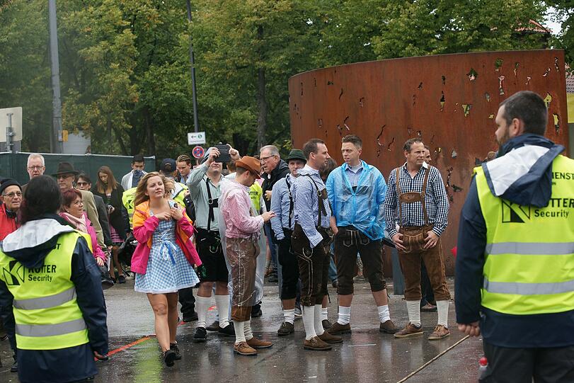 Die Bilder vom Wiesn-Start am Samstag.