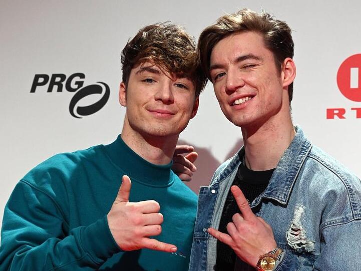 Die Zwillingsbrüder Heiko (r) und Roman Lochmann alias "Die Lochis" beenden Karriere als Youtube-Stars.