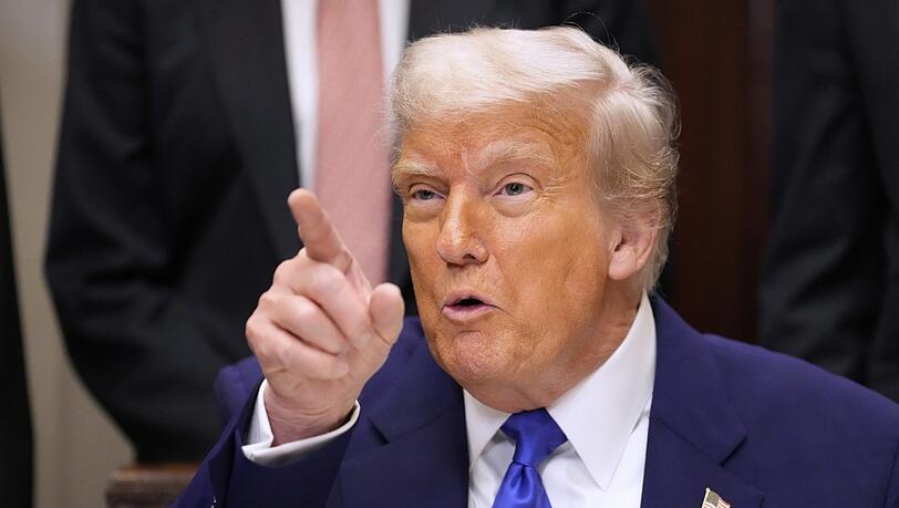 Und wer ist Schuld an der Flaute? Auch die Zollpolitik von US-Präsident Donald Trump. Und wer ist Schuld an der Flaute? Auch die Zollpolitik von US-Präsident Donald Trump.