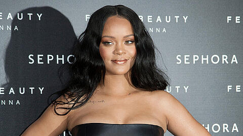 Rihanna holt sich für ihre neue Fashionshow jede Menge Stars auf den Runway.
