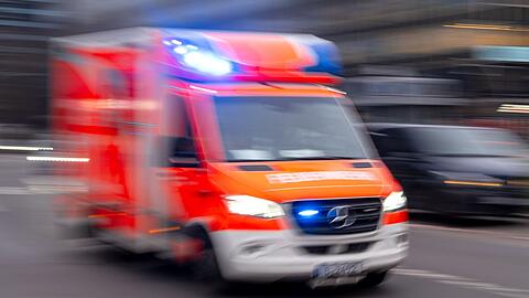 Für den 76-jährigen Radfahrer kam jede Hilfe zu spät, der Münchner verstarb an der Unfallstelle. (Symbolbild)