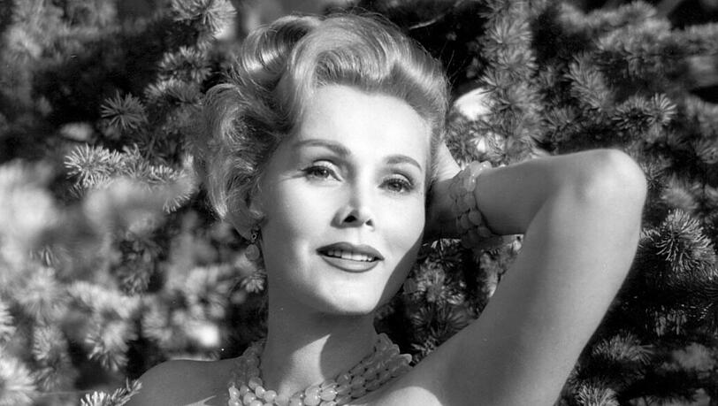 Die 50-er waren ihre große Zeit: Zsa Zsa Gabor im Jahr 1954. Die Schauspielerin verstarb am 18. Dezember im Alter von 99 Jahren.