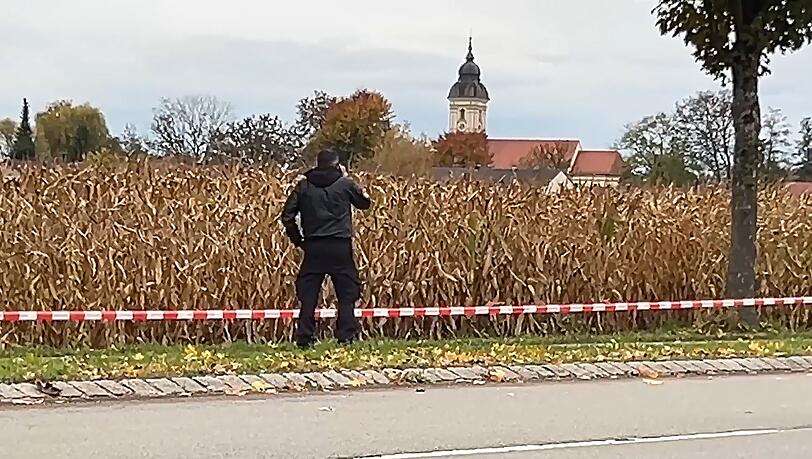 Ein Teilnehmer einer Bundeswehr-Übung wird versehentlich von der Polizei angeschossen - was gibt es für die Bevölkerung zu beachten? Ein Teilnehmer einer Bundeswehr-Übung wird versehentlich von der Polizei angeschossen - was gibt es für die Bevölkerung zu beachten?