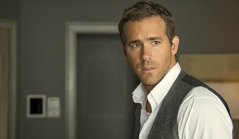Ryan Reynolds - hier in "Self/Less - Der Fremde in mir" - darf sich über einen Stern auf dem Walk of Fame freuen.