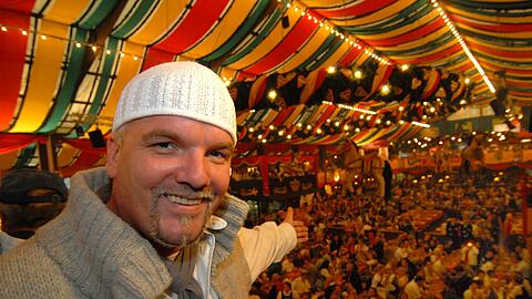 Sonst auf der Wiesn, heuer im Hippdrom: DJ Ötzi.