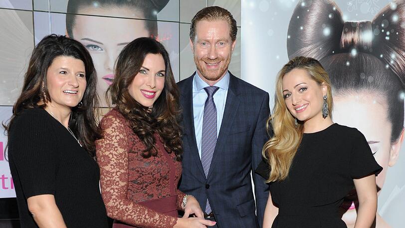 PR-Lady Michaela Rosin, Moderatorin Alexandra Polzin, Malte Wiedemeyer und Beaty-Expertin Grazia Stallone