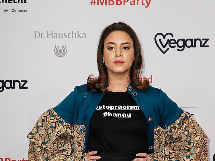 Mit Ansage: Schauspielerin Almila Bagriacik bei der Medienboard Party.