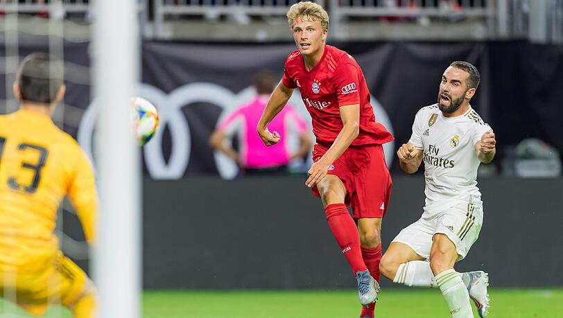 Jann-Fiete Arp beim Testspiel während des Tests gegen Real Madrid beim International Champions Cup. Jann-Fiete Arp beim Testspiel während des Tests gegen Real Madrid beim International Champions Cup.