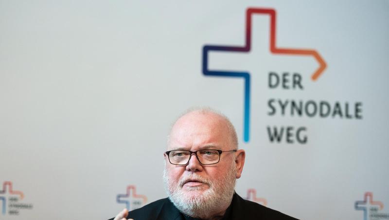 Kardinal Reinhard Marx, Vorsitzender der Deutschen Bischofskonferenz, auf einer Pressekonferenz während der ersten Versammlung des Synodalen Wegs in Frankfurt. Kardinal Reinhard Marx, Vorsitzender der Deutschen Bischofskonferenz, auf einer Pressekonferenz während der ersten Versammlung des Synodalen Wegs in Frankfurt.